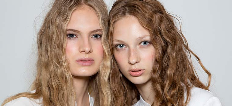 It's peeling time: Какие косметологические процедуры для лица можно делать зимой It's peeling time: Какие косметологические процедуры для лица можно делать зимой